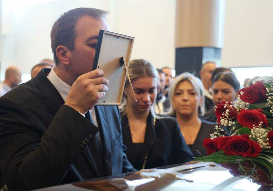 FOTO: USTUPLJENA FOTOGRAFIJA 