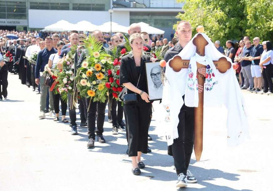 FOTO: USTUPLJENA FOTOGRAFIJA 