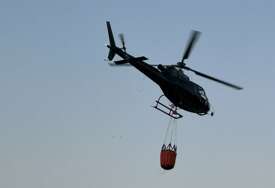 Helikopteri ponovo nad požarištima: OS BiH gase vatru u Bosanskom Grahovu i Nevesinju