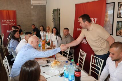 (FOTO) "Posvećenost zajedničkim ciljevima" U Kotor Varošu održano okupljanje članova SPS