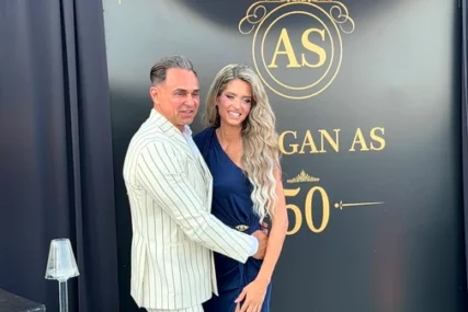 (VIDEO, FOTO) "Ne pitam se ja ništa oko ženidbe" Dragan Stanković se na 50. rođendanu pohvalio djevojkom, pršte poljupci