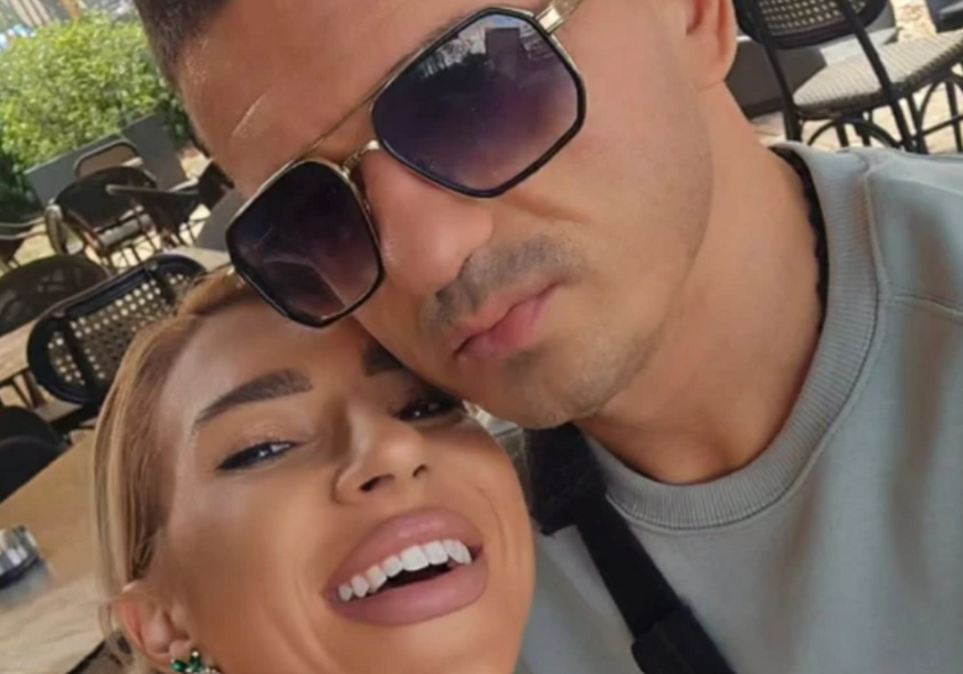 Jovana Jeremić nakon estetske operacije uživa u porodičnoj idili: Evo s kim provodi dane pred povratak na televiziju