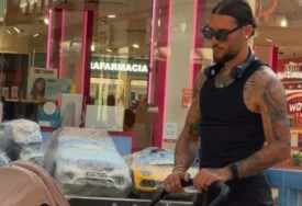 (VIDEO) NEMANJA GUDELJ SE NE ODVAJA OD SINA Ponosni tata gura kolica dok Ilijan spava, Anastasija objavom raznježila sve