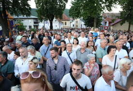 (VIDEO, FOTO) "Nikada nećemo zaboraviti žrtve Oluje" Završen komemorativni skup u Mrkonjić Grad
