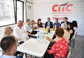 (FOTO) "SPS raste jer okuplja ljude" Selak poručio da je SPS PRISUTAN u 46 opština i gradova širom Republike Srpske