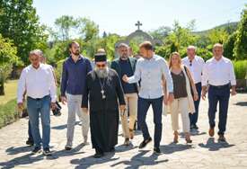 (FOTO) Stanivuković posjetio manastir Ozren „Radujem se ponovnom susretu za Gospojinu“