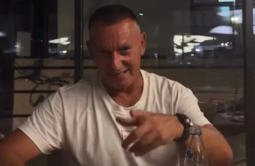 (VIDEO) "Kad se njih dvoje spoje" Šako Polumenta zapjevao na uvo kćerki poznate Srpkinje, ona sve objavila na mrežama