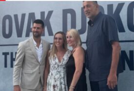 "On i Jelena su naši prijatelji, ponosni smo" Ana Divac se javno obratila Novaku Đokoviću, pozirali zajedno u Kotoru
