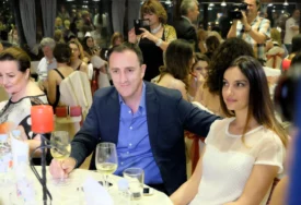 Prava je dama, izbjegava javnost: Ovo je supruga Sergeja Ćetkovića, poznato čime se bavi