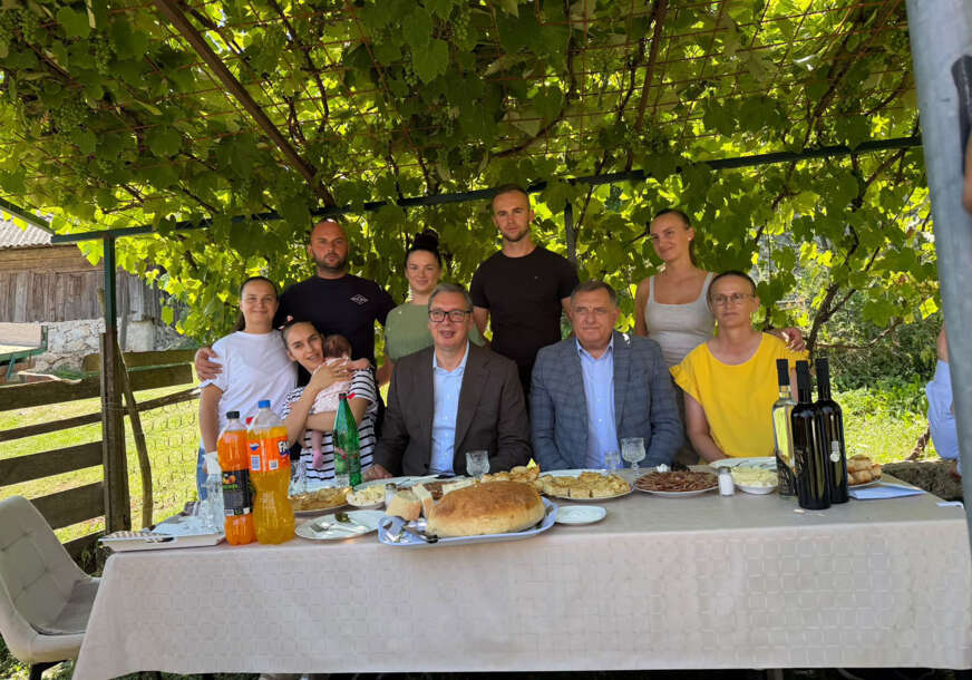 "Tu obavezu smo preuzeli na sebe" Dodik obećao pomoć porodici Ilić kod Šipova koja ima PETORO DJECE