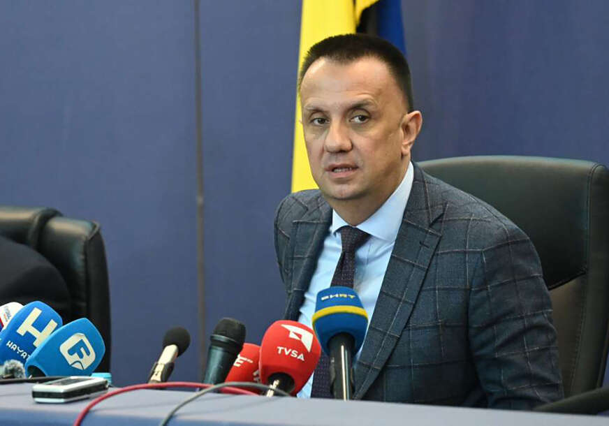 Vedran Lakić