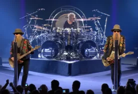 "Čovjek bez brade" Preminuo legendarni bubnjar benda ZZ Top