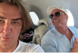 Željko Mitrović i Žan-Klod Van Dam napravili haos na Sardiniji: Poslije lude noći privatnim avionom krenuli za Beograd