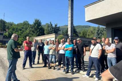 Nervoza sve više raste: Zenički rudari sedmu noć proveli u jami "Raspotočje"