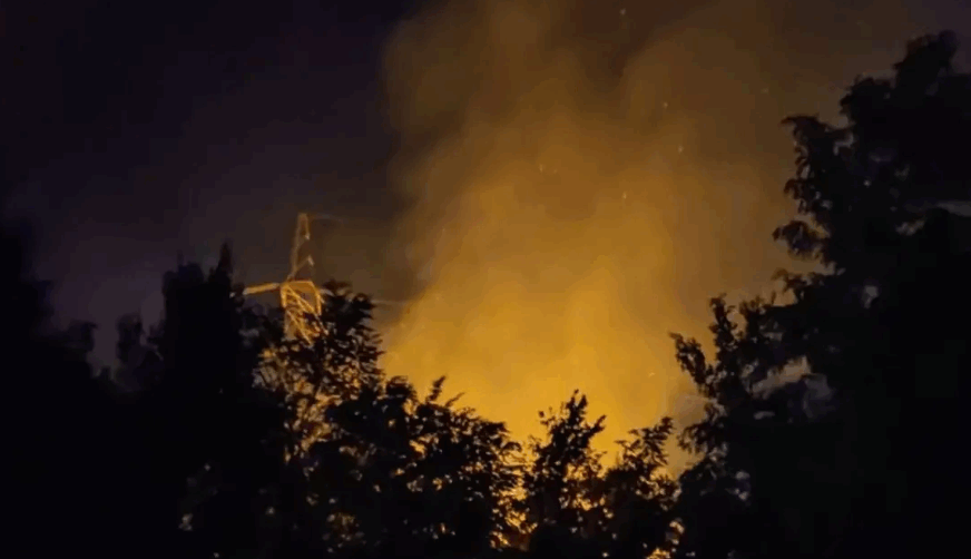 (VIDEO) VATRA ZAHVATILA ŠUMU Požar iznad banjalučkog sela, mještani u strahu