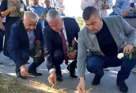 (FOTO) Borenović na obilježavanju godišnjice egzodusa Krajišnika “Moramo sistemski rješavati životna pitanja prognanih Srba”