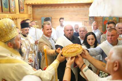 (FOTO) Draško Stanivuković u Imljanima „Narod se želi vratiti na selo, ali im je potrebna snažnija podrška institucija“