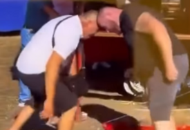 (VIDEO) "Ko je Jablan, a ko Rudonja" Neobično nadmetanje izvan arene na Kočićevom zboru