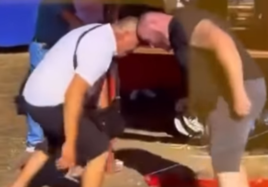 (VIDEO) "Ko je Jablan, a ko Rudonja" Neobično nadmetanje izvan arene na Kočićevom zboru