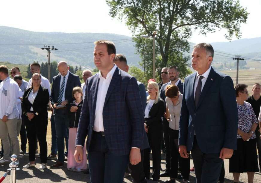 FOTO: USTUPLJENA FOTOGRAFIJA