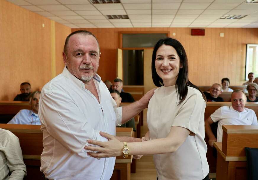 (FOTO) „Nastavljamo dalje“ Narodni front izabrao NOVO RUKOVODSTVO u Bratuncu