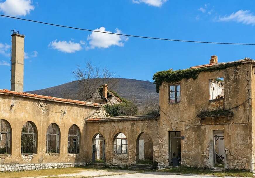 Društveni dom u Erveniku