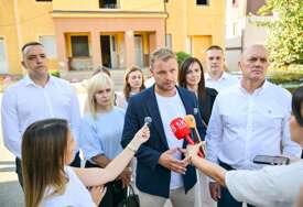 (VIDEO, FOTO) Stanivuković u Sokocu: Dok nema novca za bioskop, milioni se izdvajaju za kupovinu zgrada