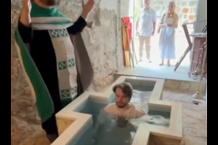 Došao čak iz Amerike: Haris se krstio u manastiru Dajbabe i postao Vasilije