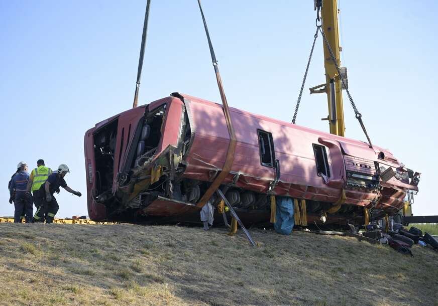 U NESREĆI POGINULO 12 LJUDI Protiv vozača autobusa pokrenut postupak za ubistvo iz nehata