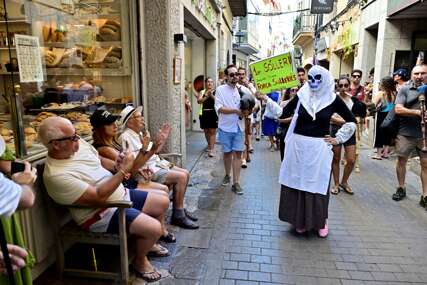 "TURISTI, IDITE KUĆI" Protest stanovnika Majorke zbog masovnog turizma