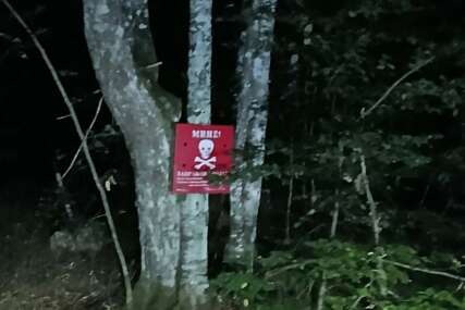 (FOTO) PRATILI NAVIGACIJU, PA ZALUTALI Par iz Poljske krenuo od Banjaluke ka Sanici, pa se zaglavio u minskom terenu
