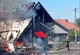 (VIDEO) VATRU GASILO 200 LJUDI Nekoliko sati poslije smrti oca, porodici Humkić u Zelenici požar uništio kuću i firmu od koje živi 14 porodica