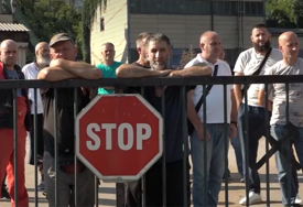 Spremni na RADIKALIZACIJU PROTESTA: Očajni rudari iz Zenice 5. noć ostaju u jami Raspotočje, od ponedjeljka im stiže pojačanje