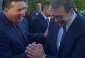 STEVANDIĆEVA PORUKA VUČIĆU Spomenici se ne podižu kritičarima već stvaraocima