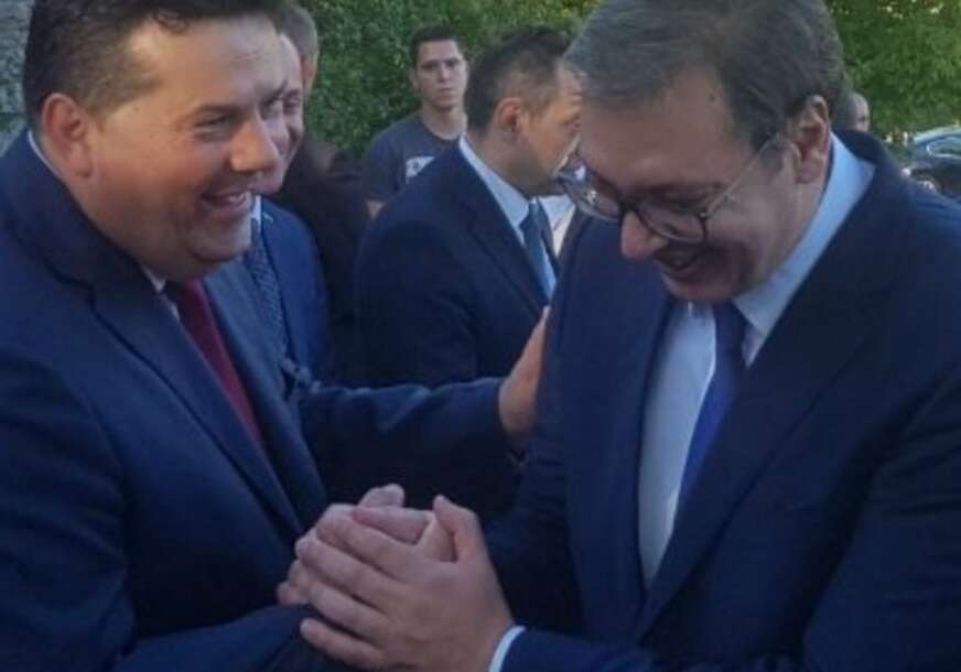 STEVANDIĆEVA PORUKA VUČIĆU Spomenici se ne podižu kritičarima već stvaraocima