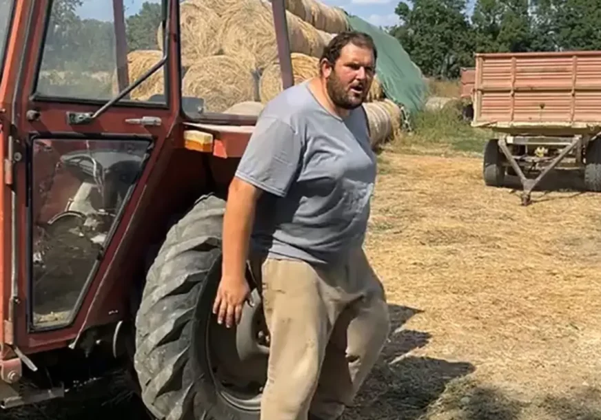 (VIDEO) "NEGDJE NA BALKANU" Urnebesni snimak zapalio mreže, čovjek diže zadnji dio TRAKTORA golim rukama