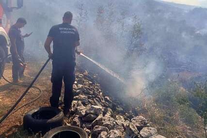 CIJELO TREBINJE U DIMU Borba sa požarom na Zupcima, očekuje se dolazak helikoptera MUP Srpske