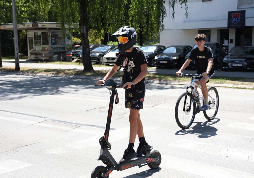 PRAVILA JASNA Vožnja trotinetom može vas skupo koštati, za neke prekršaje kazne do 300 KM