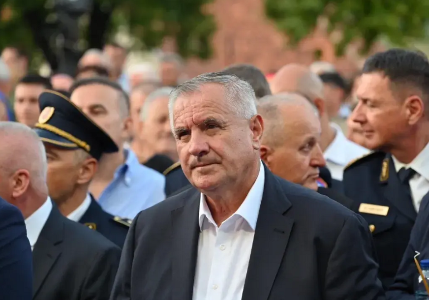 Višković prisustvovao pomenu u Mrkonjić Gradu: Sjećanje je naša dužnost i obaveza