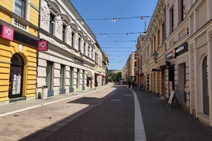 (VIDEO, FOTO) PAKLENO PODNE NA BETONU Izmjerili smo koliko je zaista VRUĆE U BANJALUCI