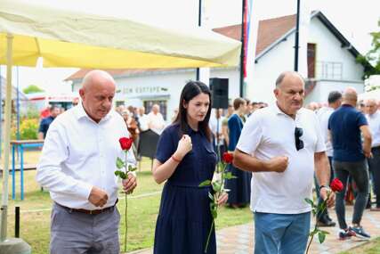 (FOTO) "Da nije bilo njih, mi ne bismo živjeli našu slobodu" Trivićeva i Dončić na obilježavanju 34. godišnjice odbrane Gradiške