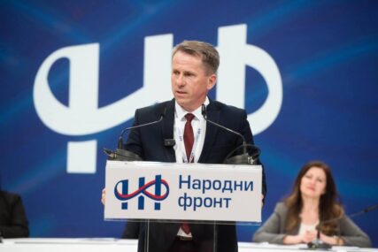„DOKAZ PANIKE“ Dubravac poslao oštru poruku Miniću i "njegovom režimu" zbog JEDNOKRATNIH POMOĆI