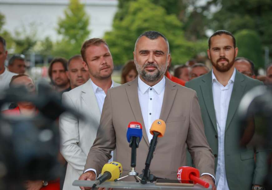 "POLITIČKO LICEMJERJE" Simić poručio da je vlast u Srpskoj namjerno ostavila građane bez robnih rezervi