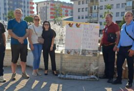 (FOTO) "Koke bez pijetlova ne mogu" Narodni front prozvao Elektroprivredu zbog „jeftinog populizma“