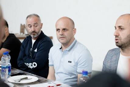 (FOTO) Snažna poruka RSS u Kojčinovcu "Najaktivniji smo u Skupštini grada Bijeljina, takvi ćemo biti i u Narodnoj skupštini RS"