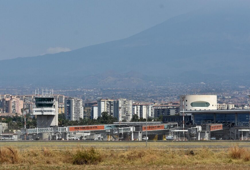 Prekid zbog erupcije Etne: Aerodrom u Kataniji nastavio sa radom
