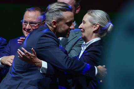 VIŠE NIŠTA NEĆE BITI ISTO Njemačka pred političkim SLOMOM nakon pobjede desničara iz AfD, Mercu prijeti pad, a Evropu čeka NOVI HAOS
