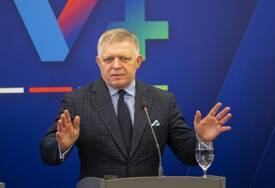 "Protiv koga želite da se borimo" Fico udario u temelje NATO saveza, doveo u pitanje "Član 5" i zajedničku odbranu