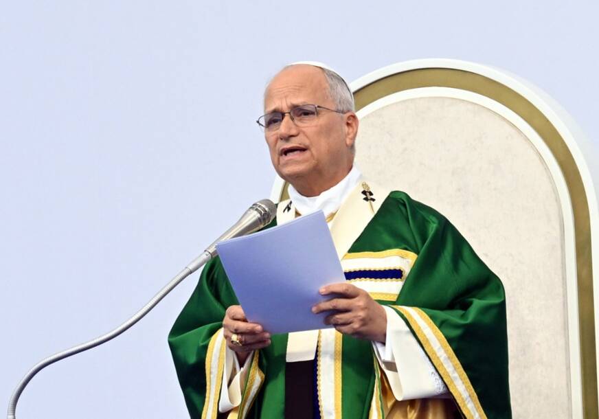 PAPA LAV IMA RAK Vatikan objavio nove detalje nakon trosatne operacije