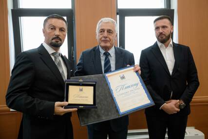 (FOTO) Predsjednik RSS i većinski vlasnik TRB Slavenko Ristić u Bratuncu: Principe dobrog poslovanja TRB želimo da PRENESEMO na cijelu Republiku Srpsku